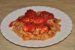 klopsiki z makaronem